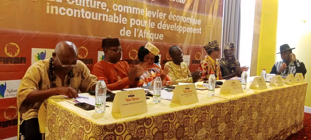 Marché artisanal traditionnel